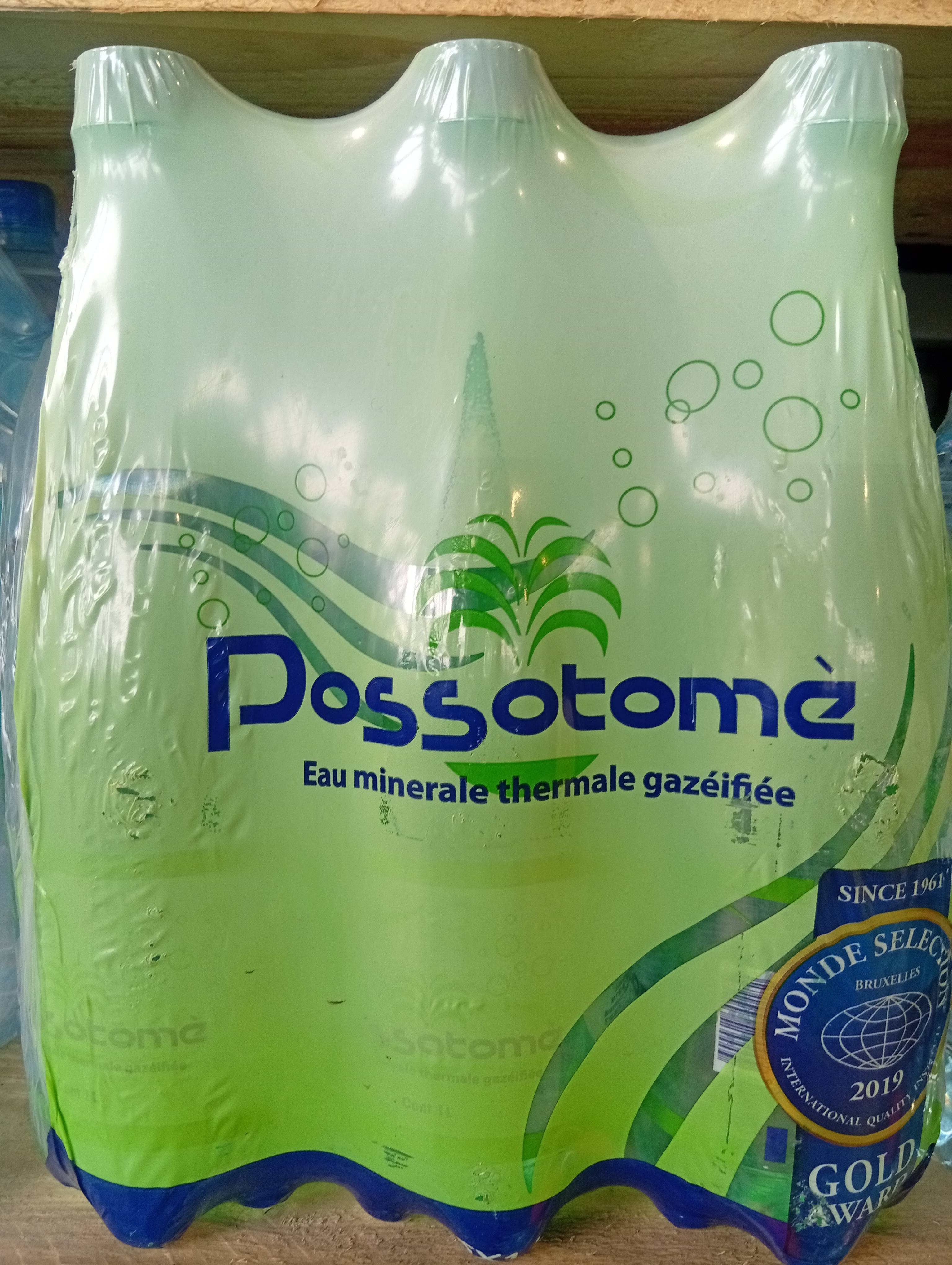 Eau minérale zazeifiée