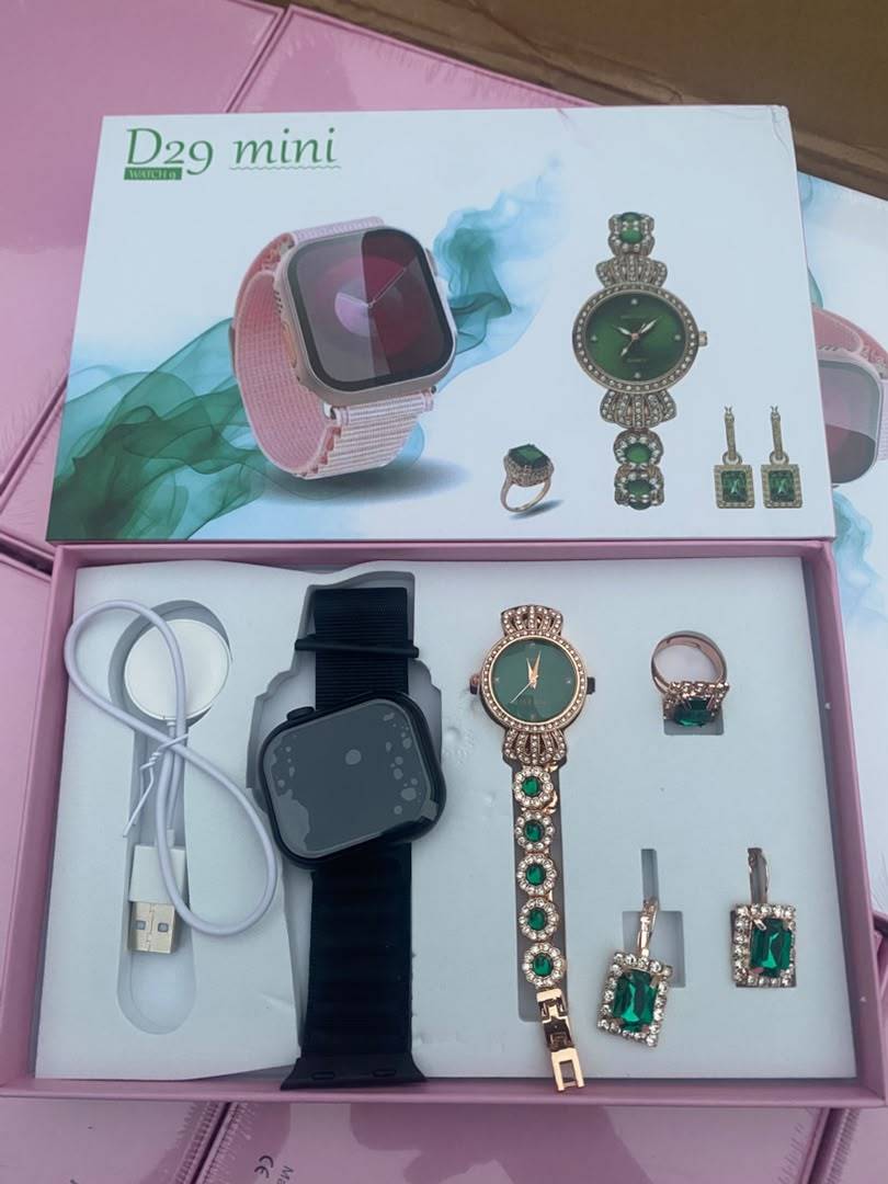 ⌚ D93 Ultra 3 – Smartwatch Grand Écran 2.03" + Écouteurs Sans Fil Inclus