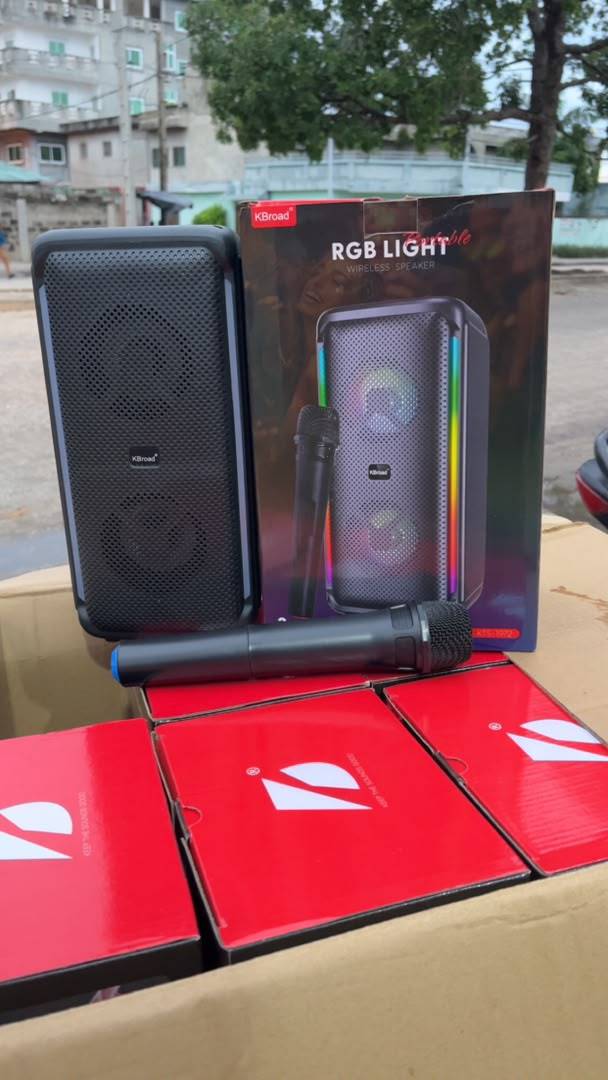 Enceinte avec micro