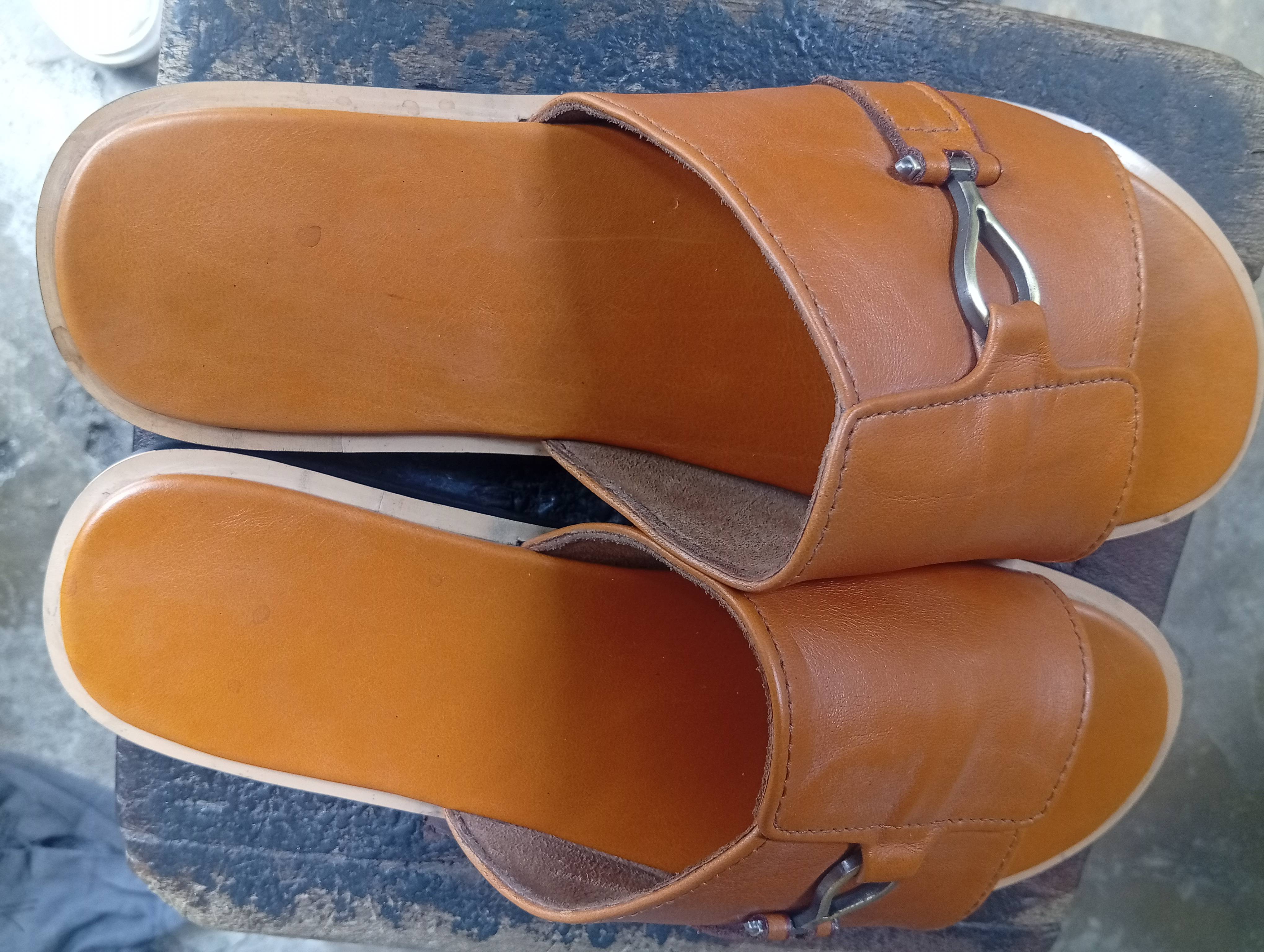 Sandale en cuir